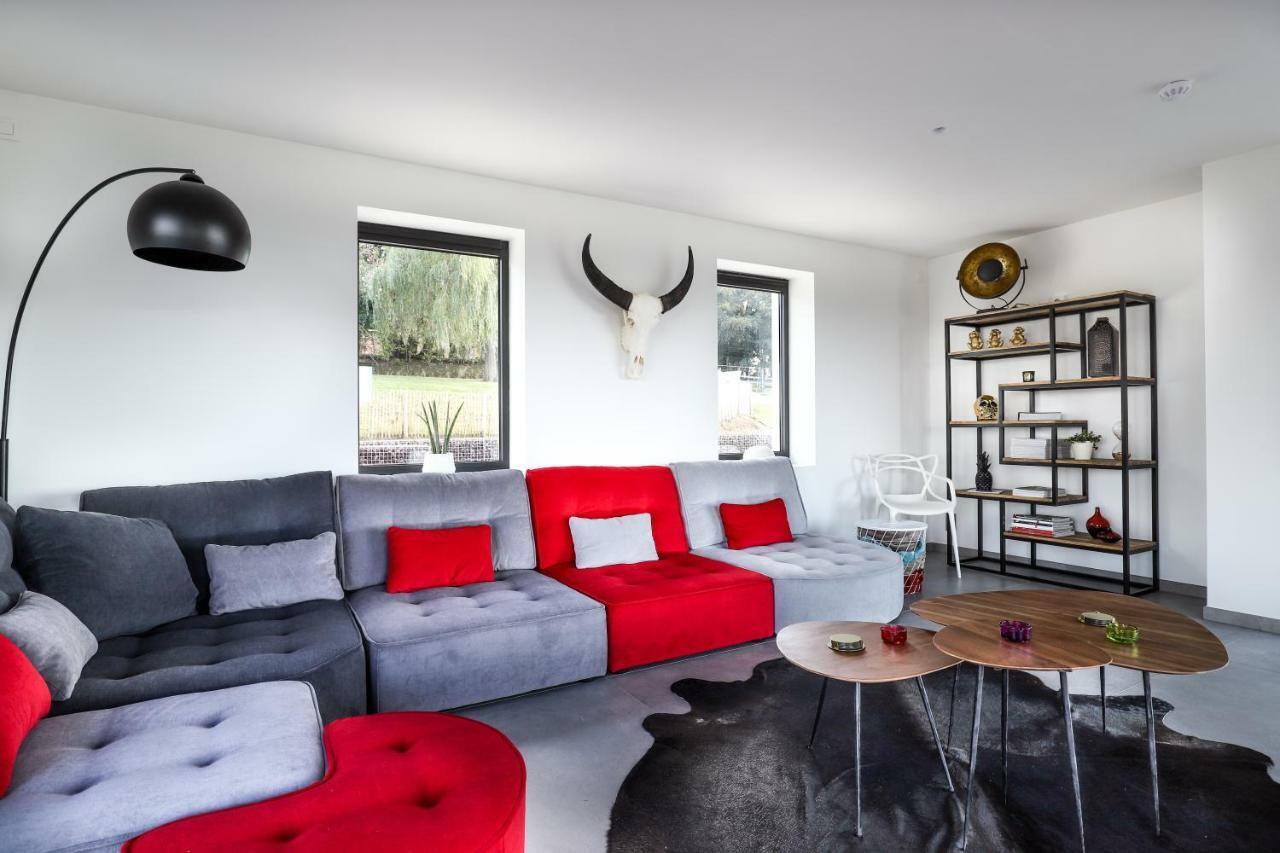 Villa Les Hauts Frasnes-lez-Anvaing エクステリア 写真